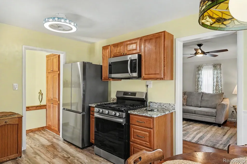 3270 Charles Street Trenton City MI 48183