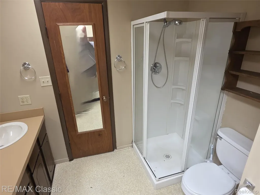 952 Lakeview Street Waterford Charter Township MI 48328