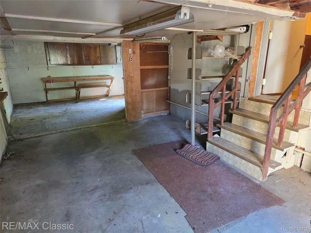 952 Lakeview Street Waterford Charter Township MI 48328