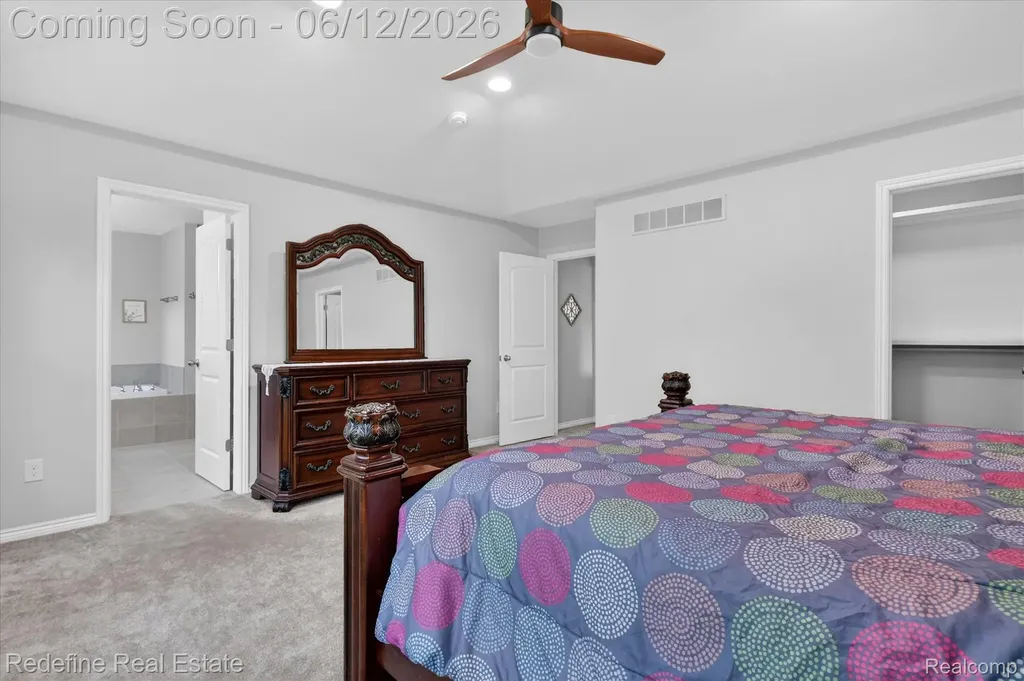2976 Andlaur Drive Rochester Hills City MI 48307