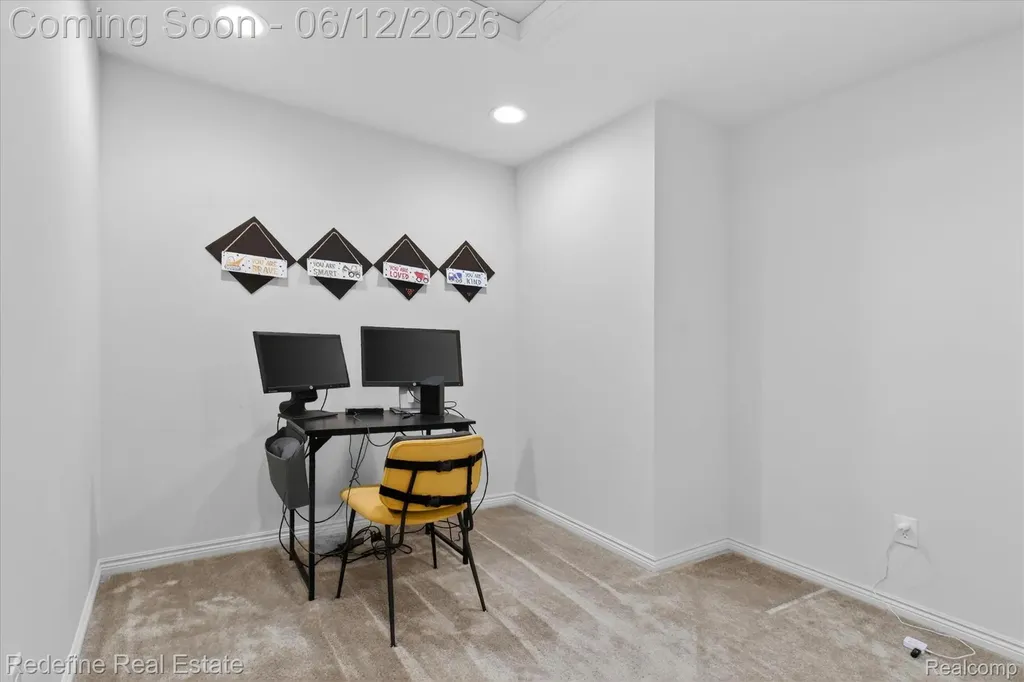 2976 Andlaur Drive Rochester Hills City MI 48307