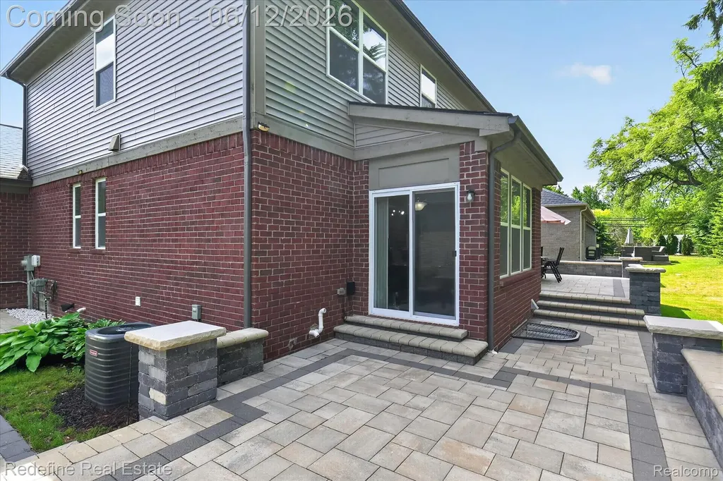 2976 Andlaur Drive Rochester Hills City MI 48307
