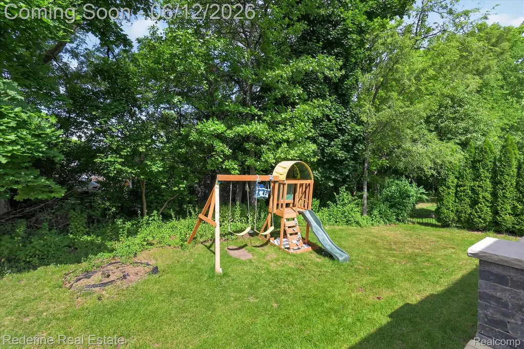 2976 Andlaur Drive Rochester Hills City MI 48307