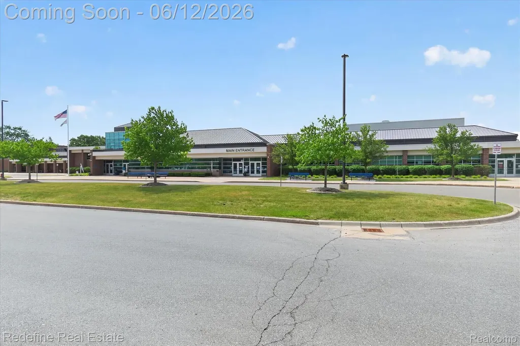 2976 Andlaur Drive Rochester Hills City MI 48307