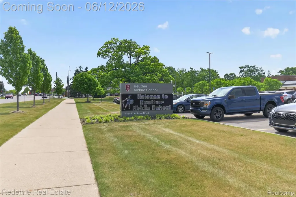 2976 Andlaur Drive Rochester Hills City MI 48307