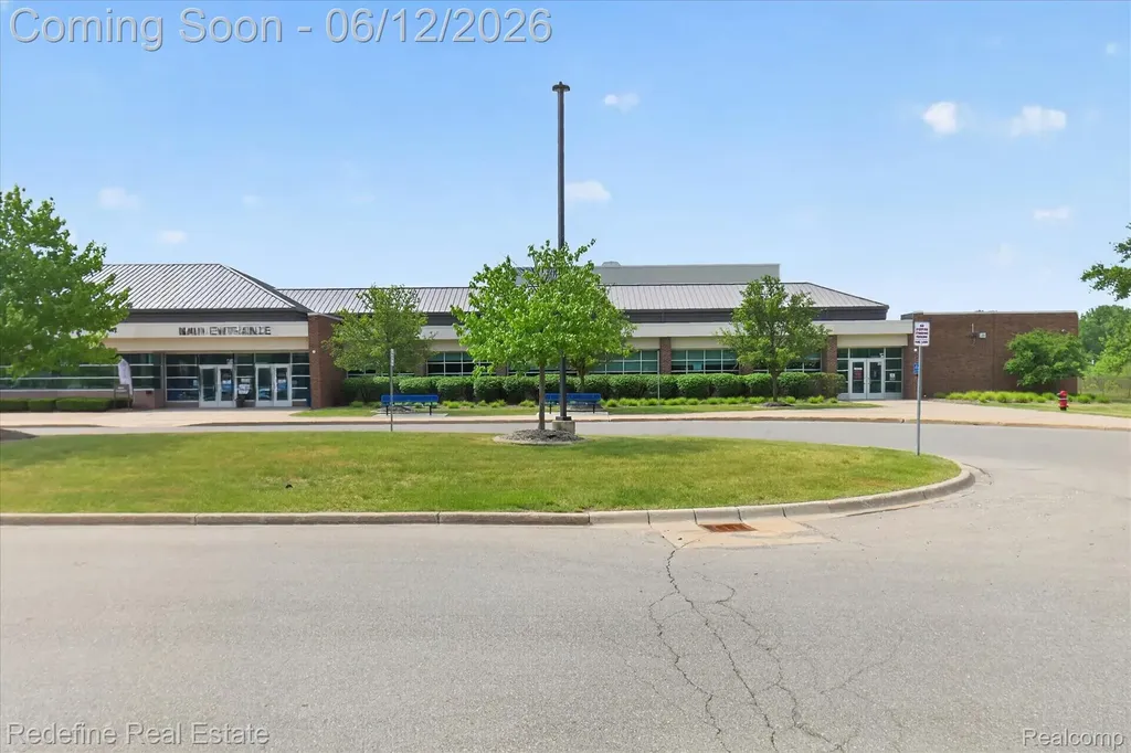 2976 Andlaur Drive Rochester Hills City MI 48307