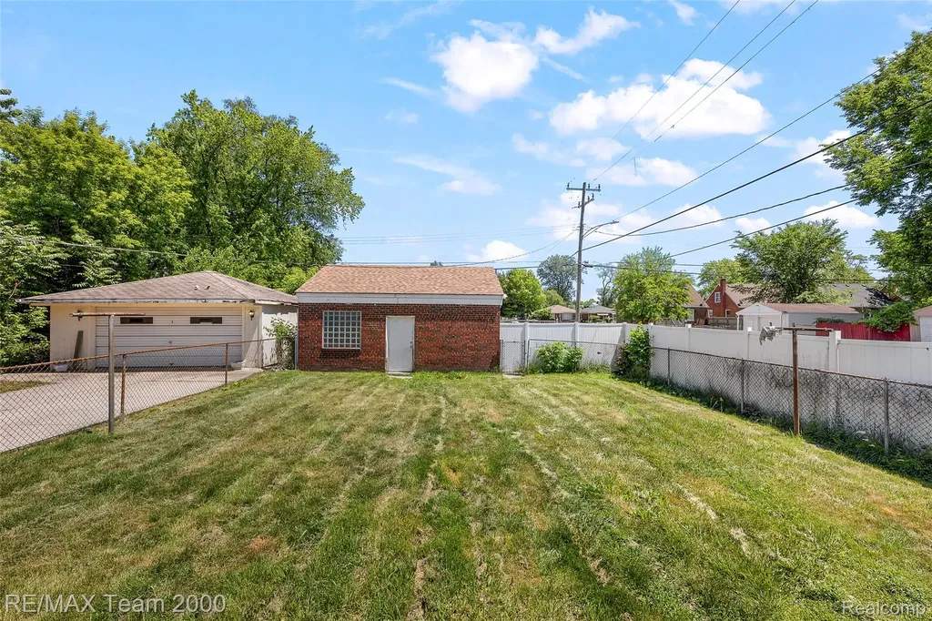 18900 Forrer Street Detroit City MI 48235
