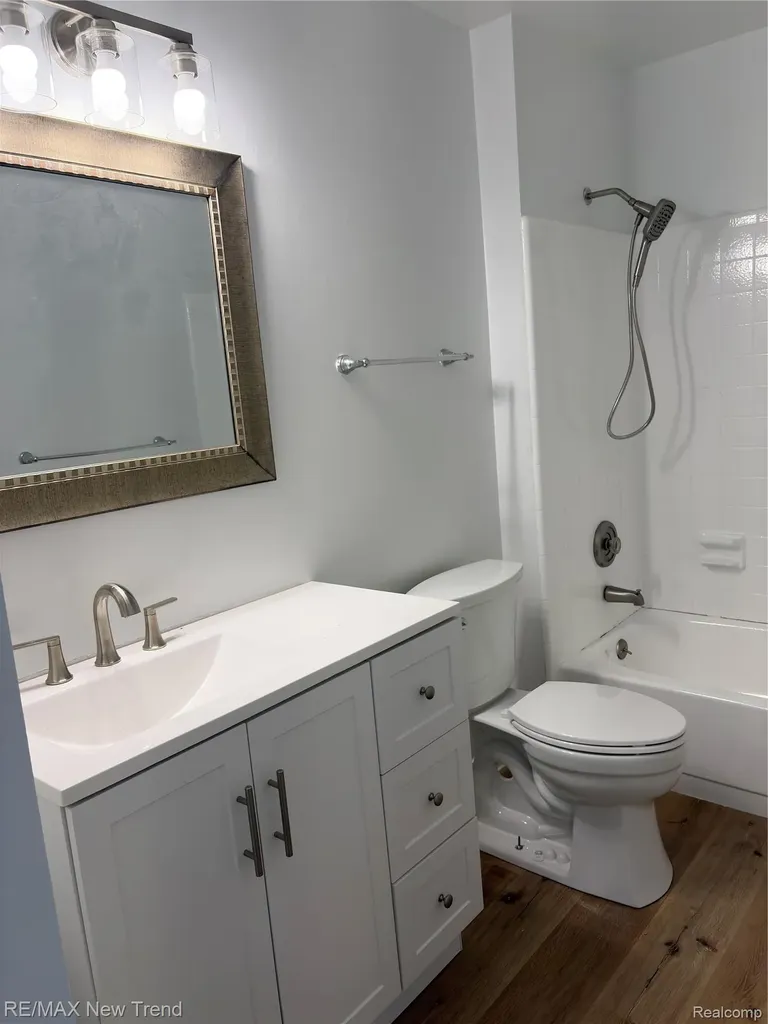 6200 Andrea Lane West Bloomfield Charter Township MI 48322