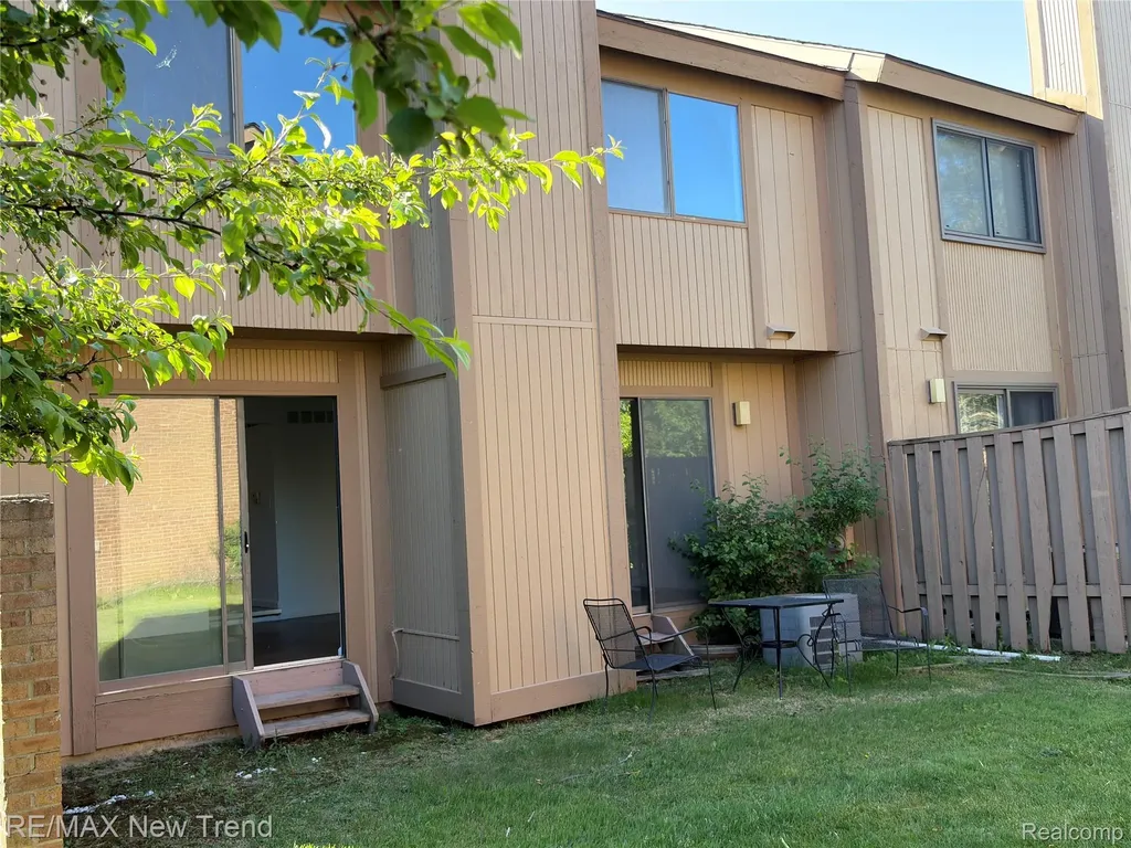 6200 Andrea Lane West Bloomfield Charter Township MI 48322