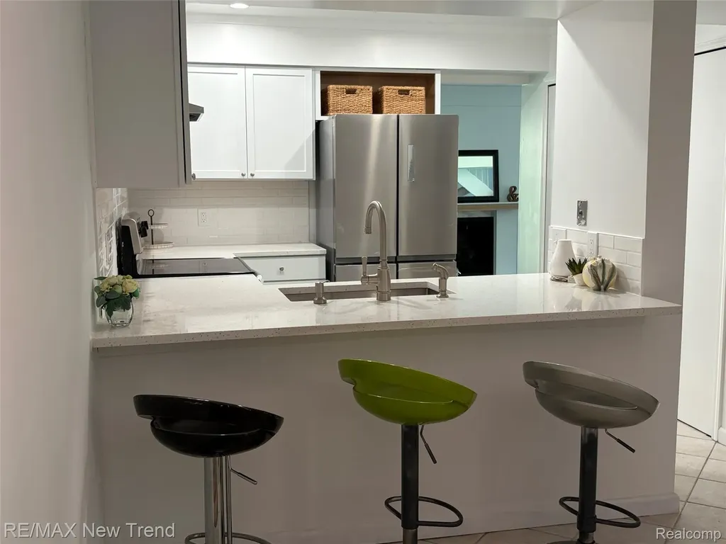 6200 Andrea Lane West Bloomfield Charter Township MI 48322