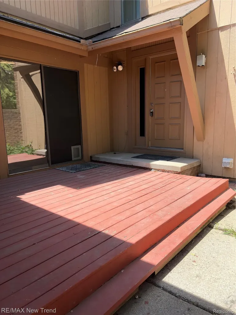 6200 Andrea Lane West Bloomfield Charter Township MI 48322