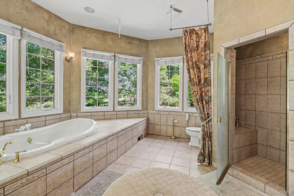 16400 Easudes Road Sharon Township MI 49240