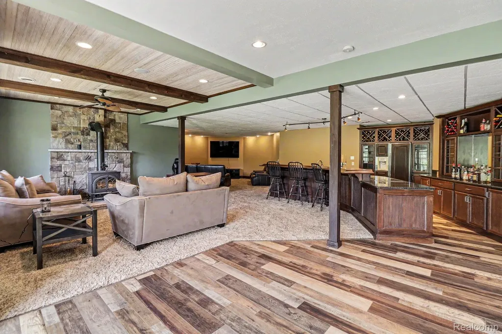 16400 Easudes Road Sharon Township MI 49240