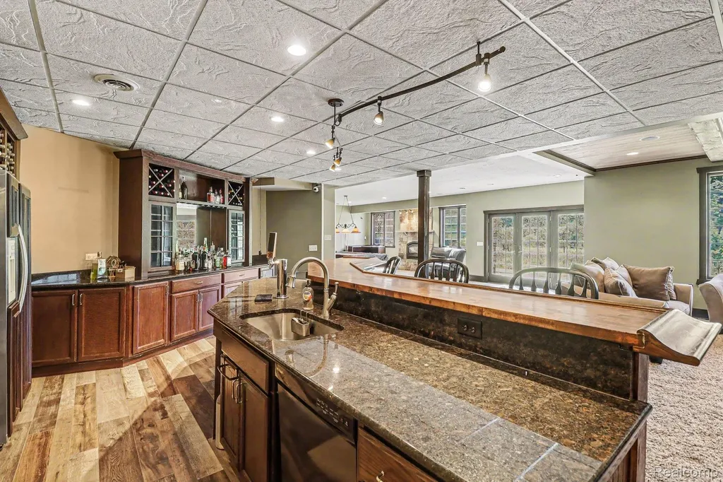 16400 Easudes Road Sharon Township MI 49240