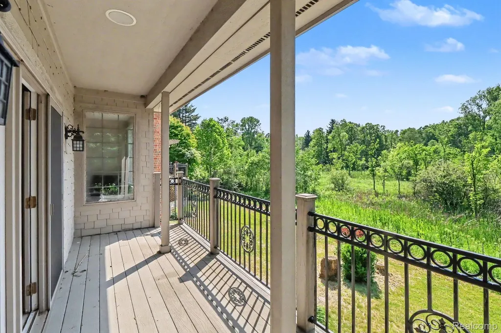 16400 Easudes Road Sharon Township MI 49240