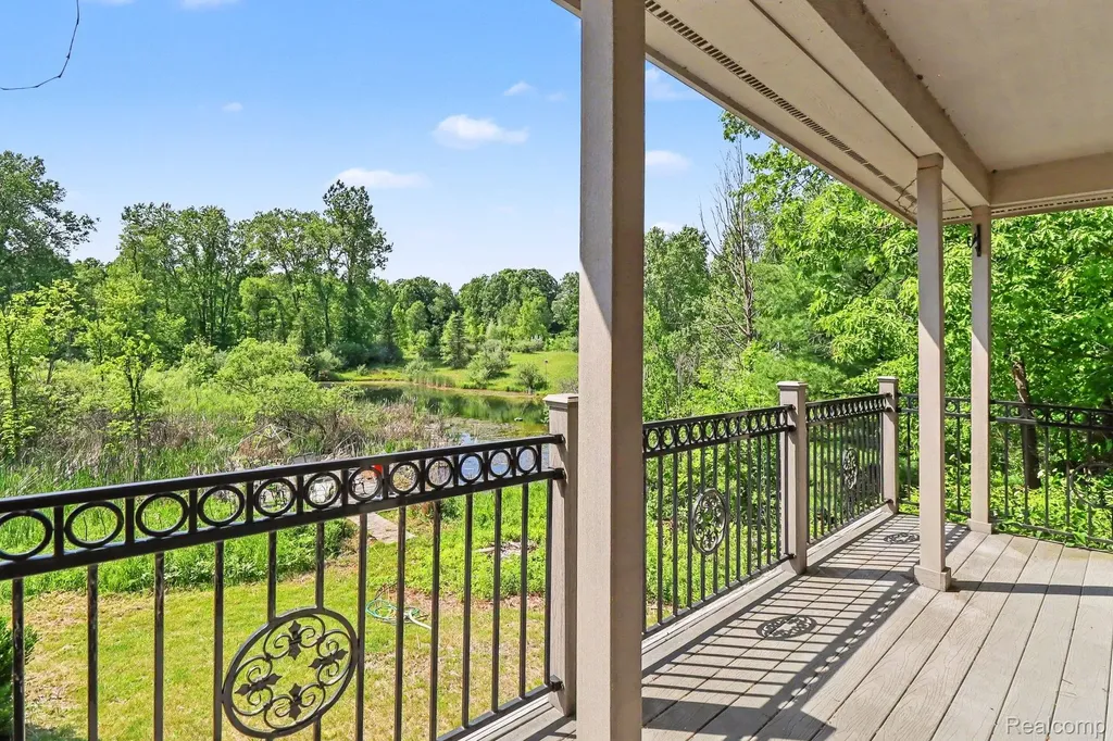 16400 Easudes Road Sharon Township MI 49240