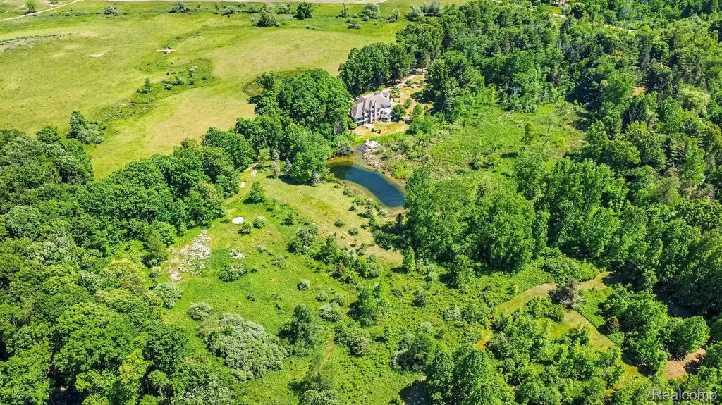 16400 Easudes Road Sharon Township MI 49240