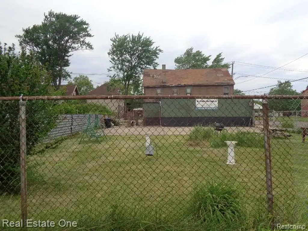 8415 Brush Street Detroit City MI 48202