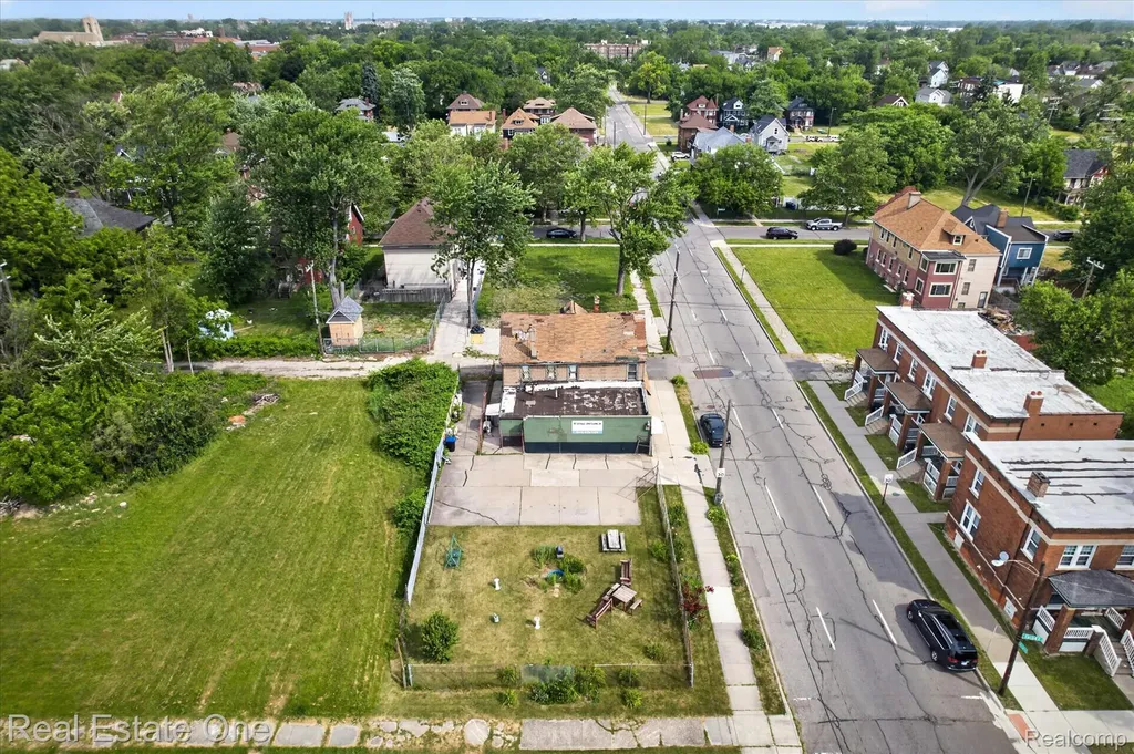 8415 Brush Street Detroit City MI 48202