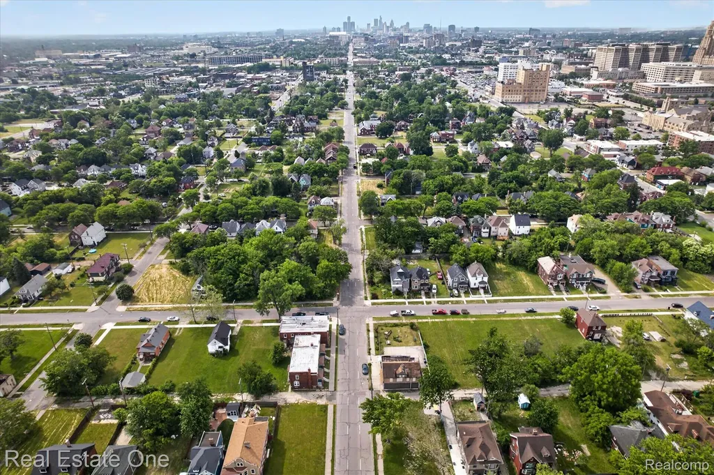 8415 Brush Street Detroit City MI 48202