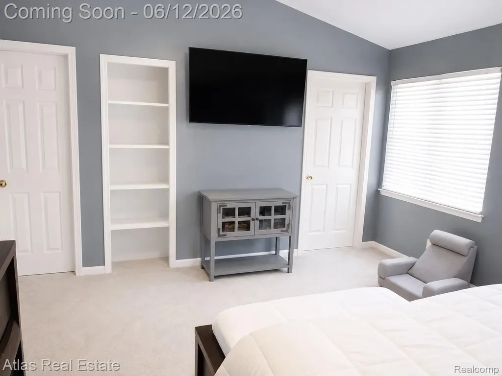 1031 Maya Court Troy City MI 48085