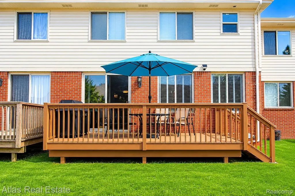 1031 Maya Court Troy City MI 48085