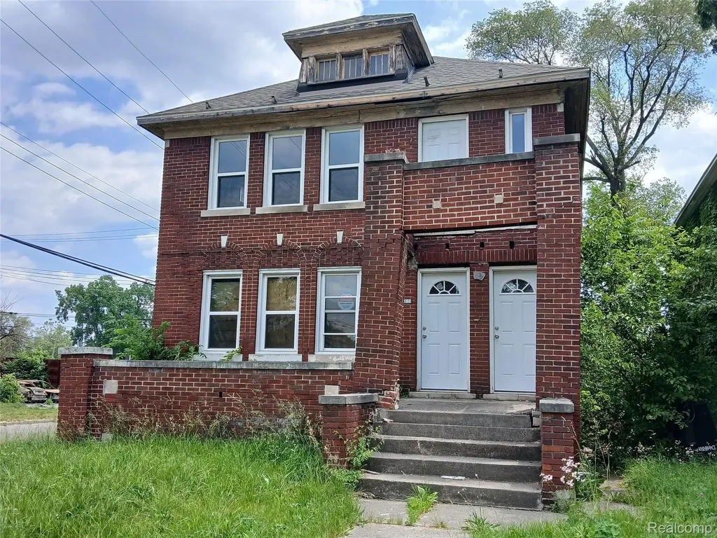 12796 Stoepel Detroit City MI 48238