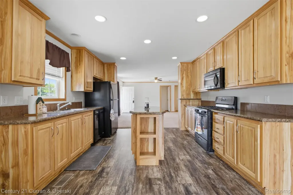 14111 Wilson Plymouth City MI 48170