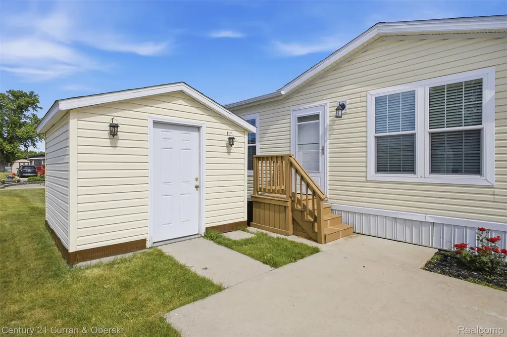 14111 Wilson Plymouth City MI 48170