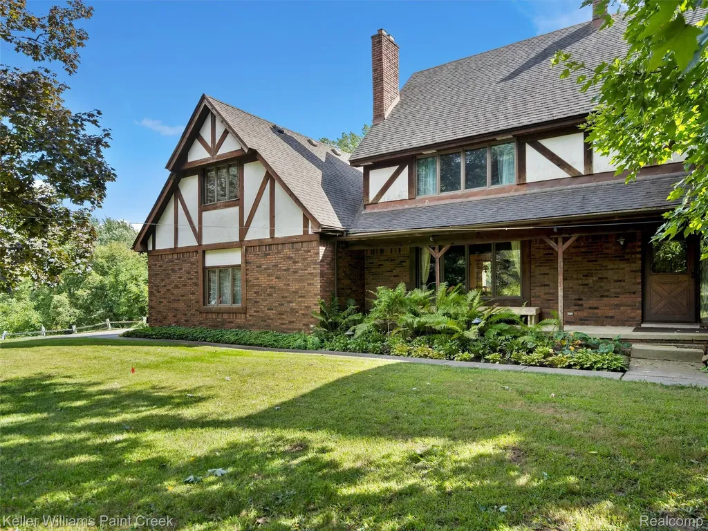 5500 Seymour Lake Road Brandon Charter Township MI 48371