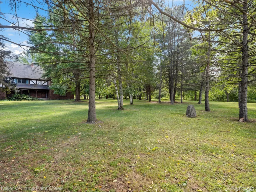 5500 Seymour Lake Road Brandon Charter Township MI 48371