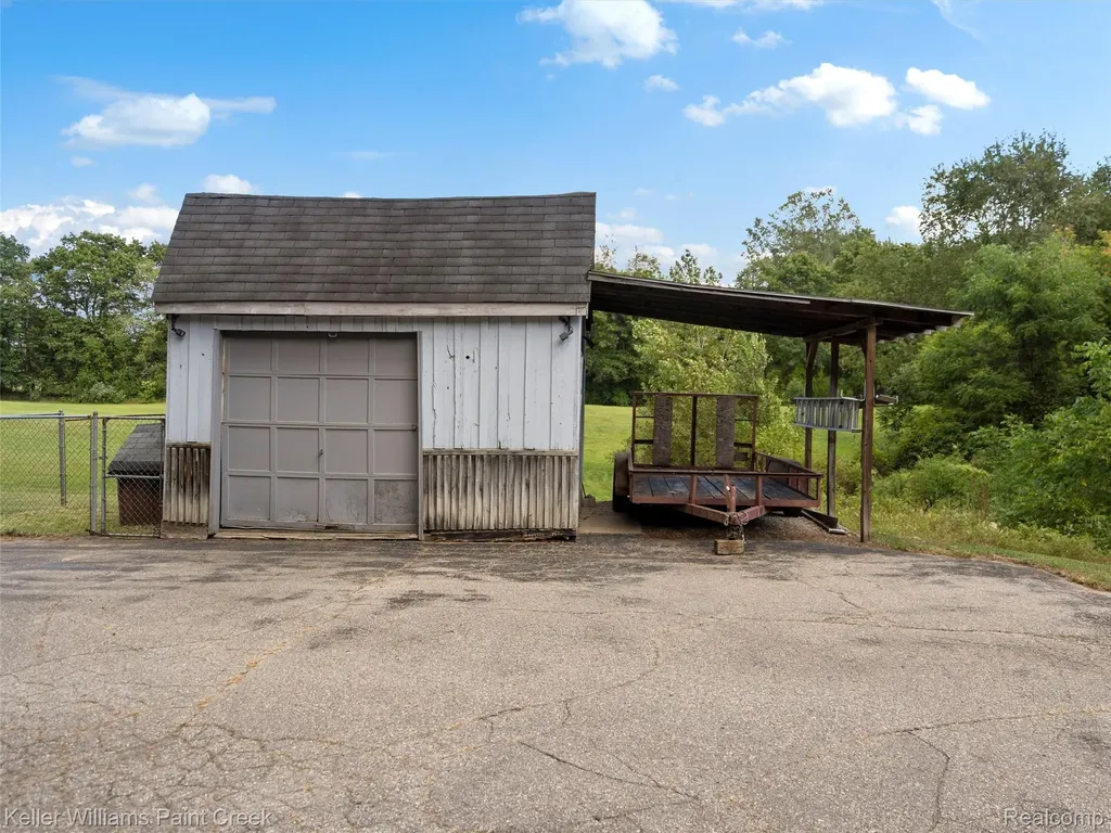 5500 Seymour Lake Road Brandon Charter Township MI 48371