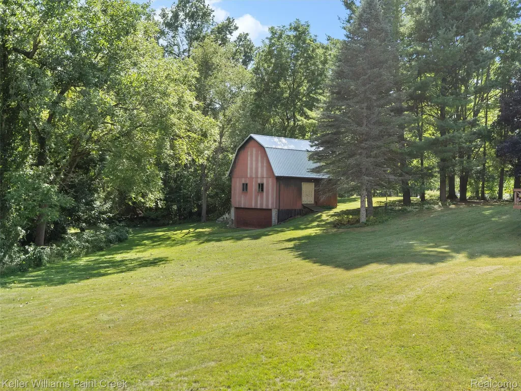 5500 Seymour Lake Road Brandon Charter Township MI 48371