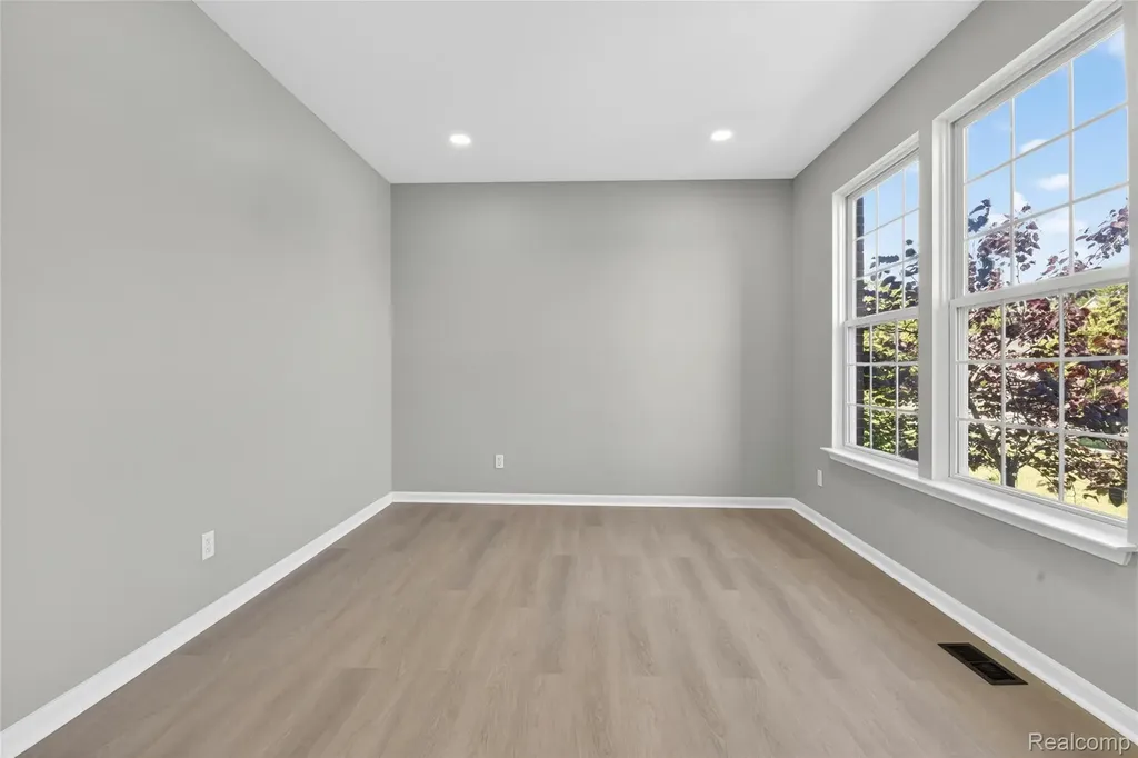 8862 Prairie Street York Charter Township MI 48197