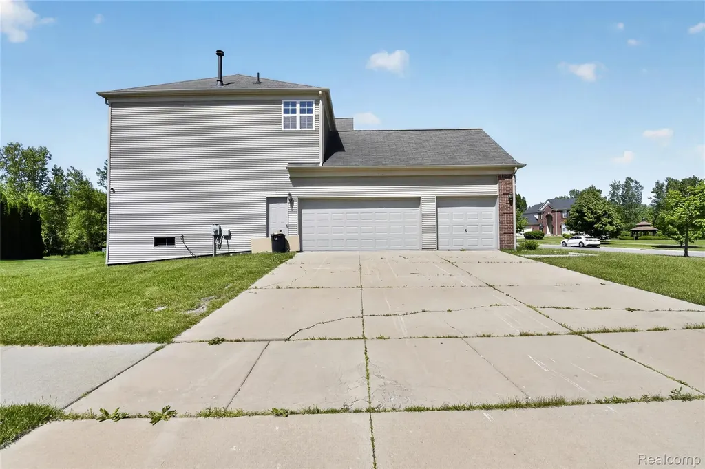 8862 Prairie Street York Charter Township MI 48197