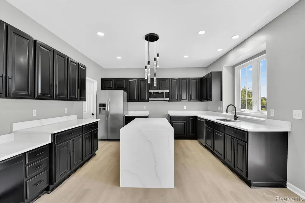 8862 Prairie Street York Charter Township MI 48197