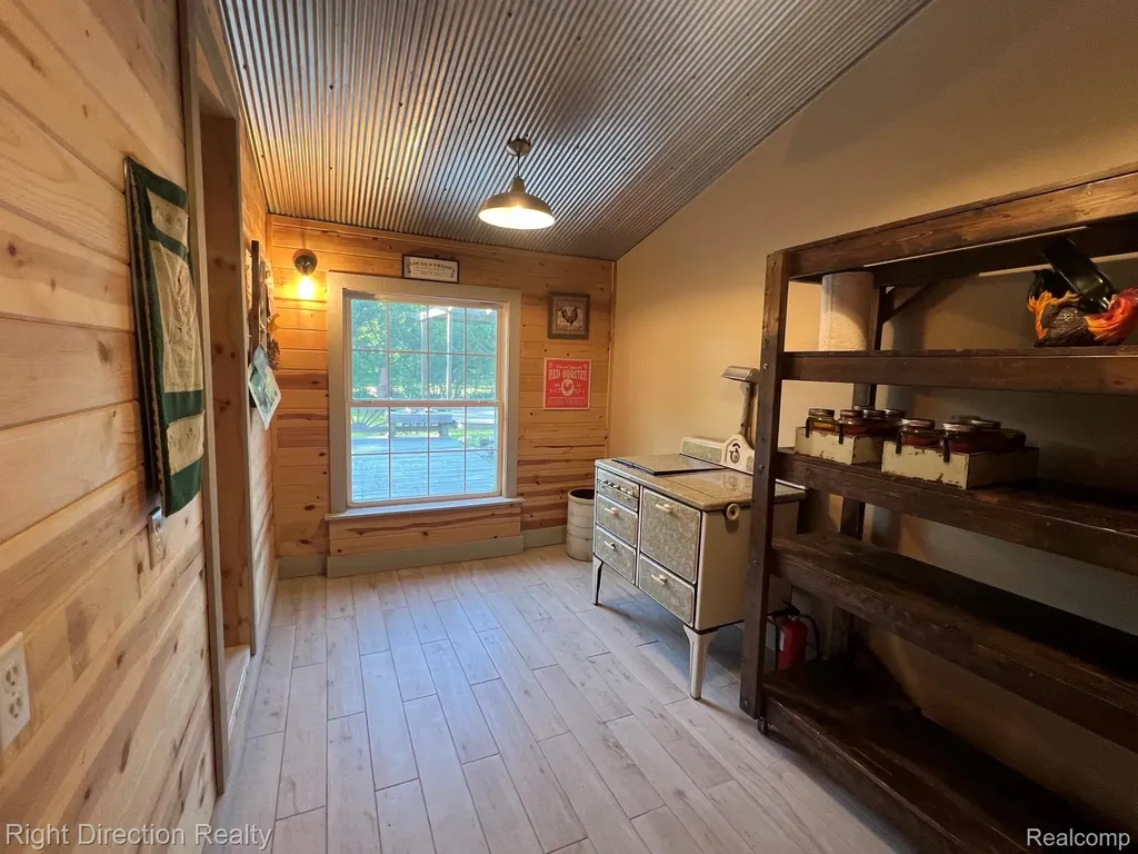2601 Beck Road Genoa Township MI 48843