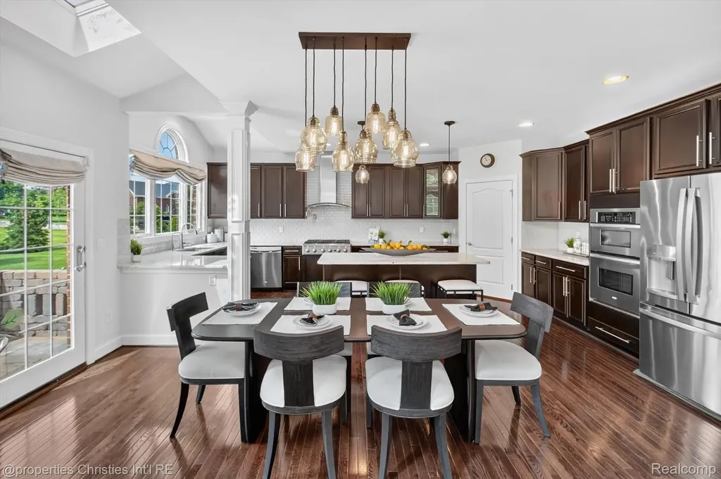 46592 Pinehurst Circle N Northville Township MI 48168