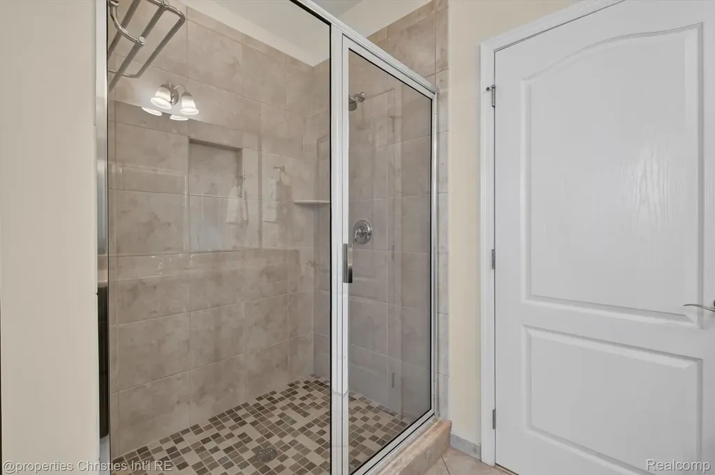 46592 Pinehurst Circle N Northville Township MI 48168