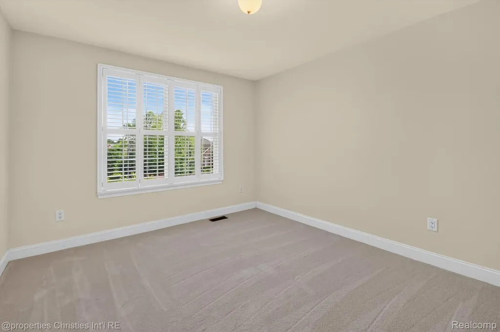 46592 Pinehurst Circle N Northville Township MI 48168
