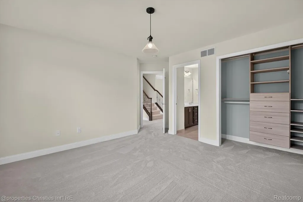 46592 Pinehurst Circle N Northville Township MI 48168