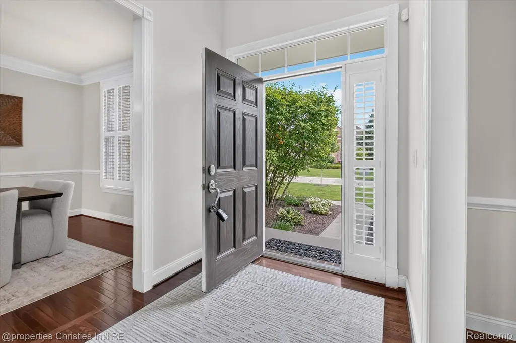 46592 Pinehurst Circle N Northville Township MI 48168