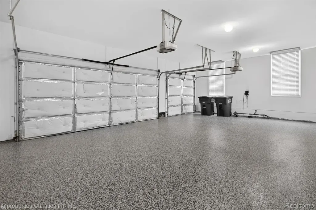 46592 Pinehurst Circle N Northville Township MI 48168