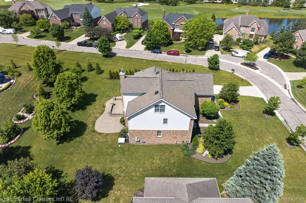 46592 Pinehurst Circle N Northville Township MI 48168