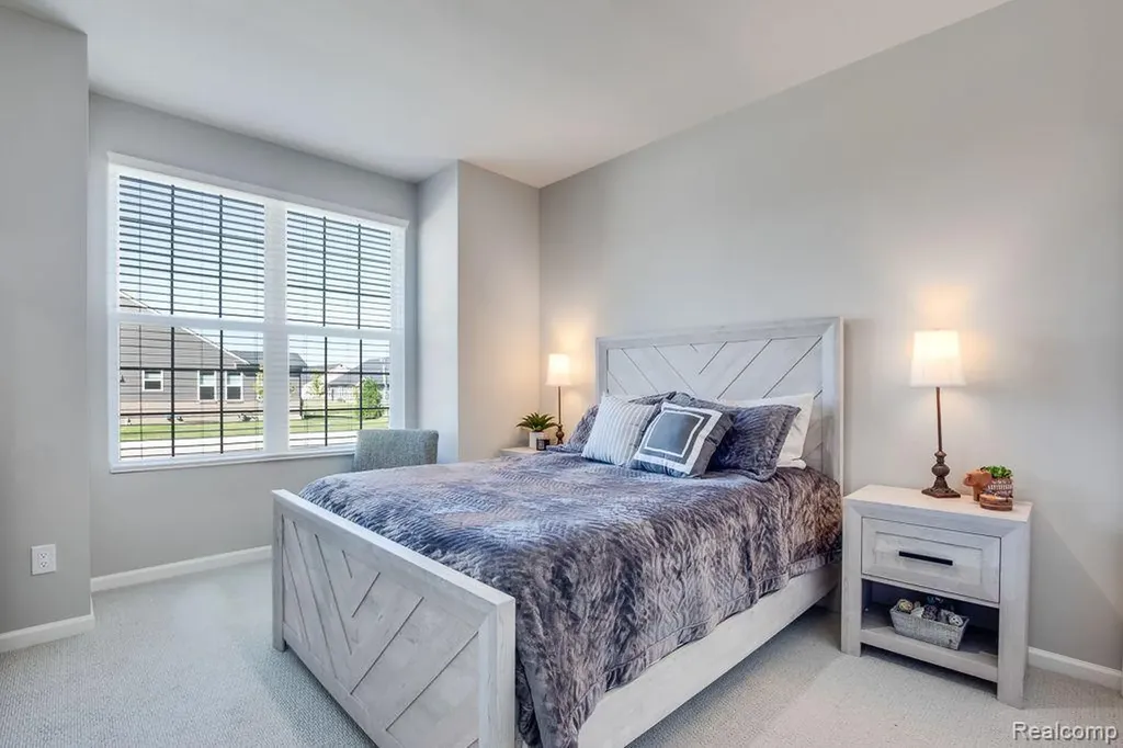 42504 Arbor Drive Clinton Charter Township MI 48038