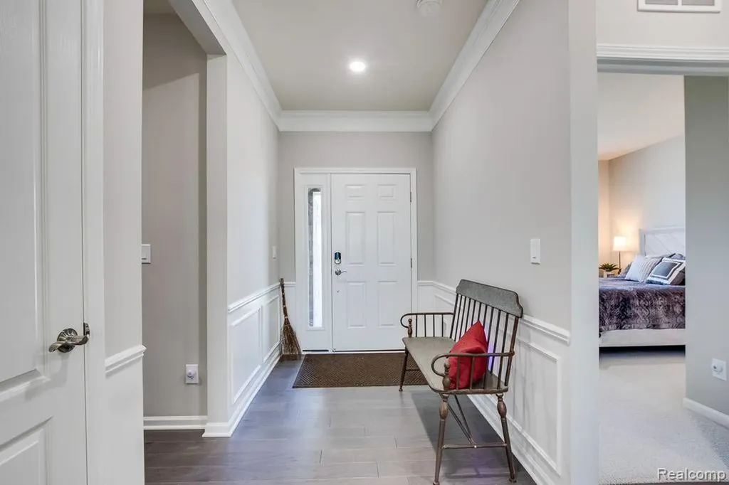 42504 Arbor Drive Clinton Charter Township MI 48038