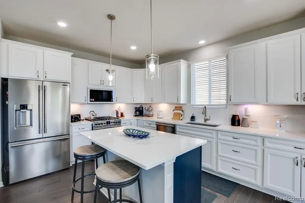 42504 Arbor Drive Clinton Charter Township MI 48038