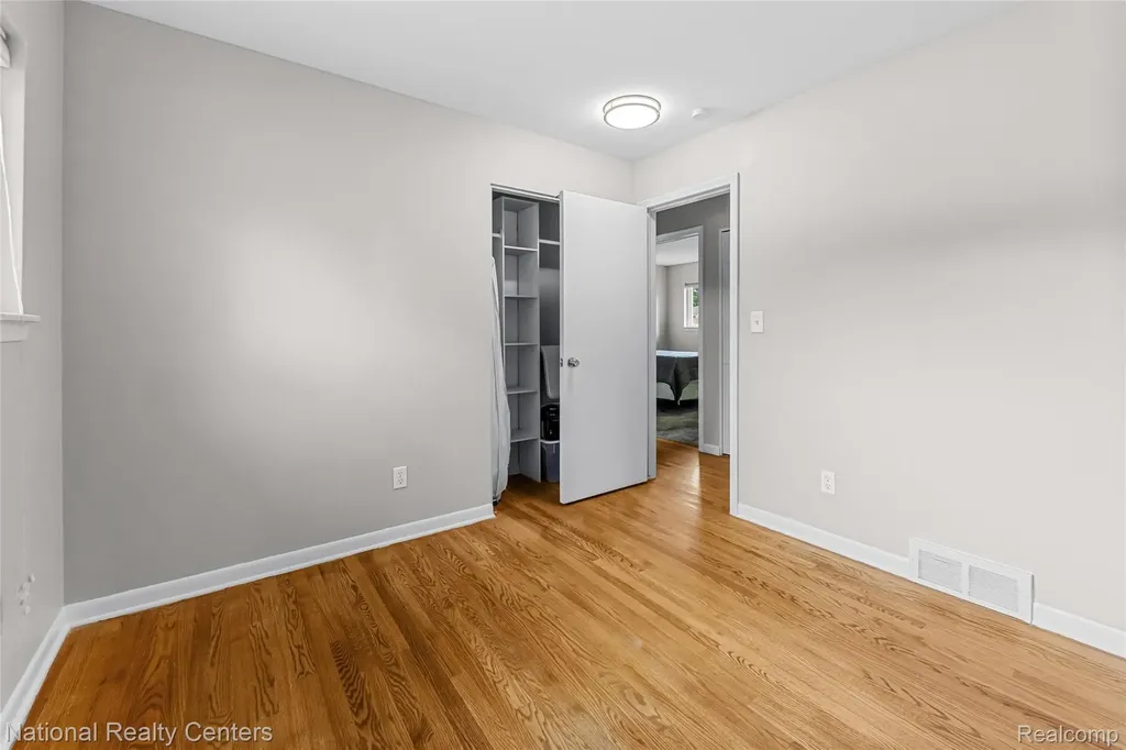 52655 Pappy Shelby Charter Township MI 48316
