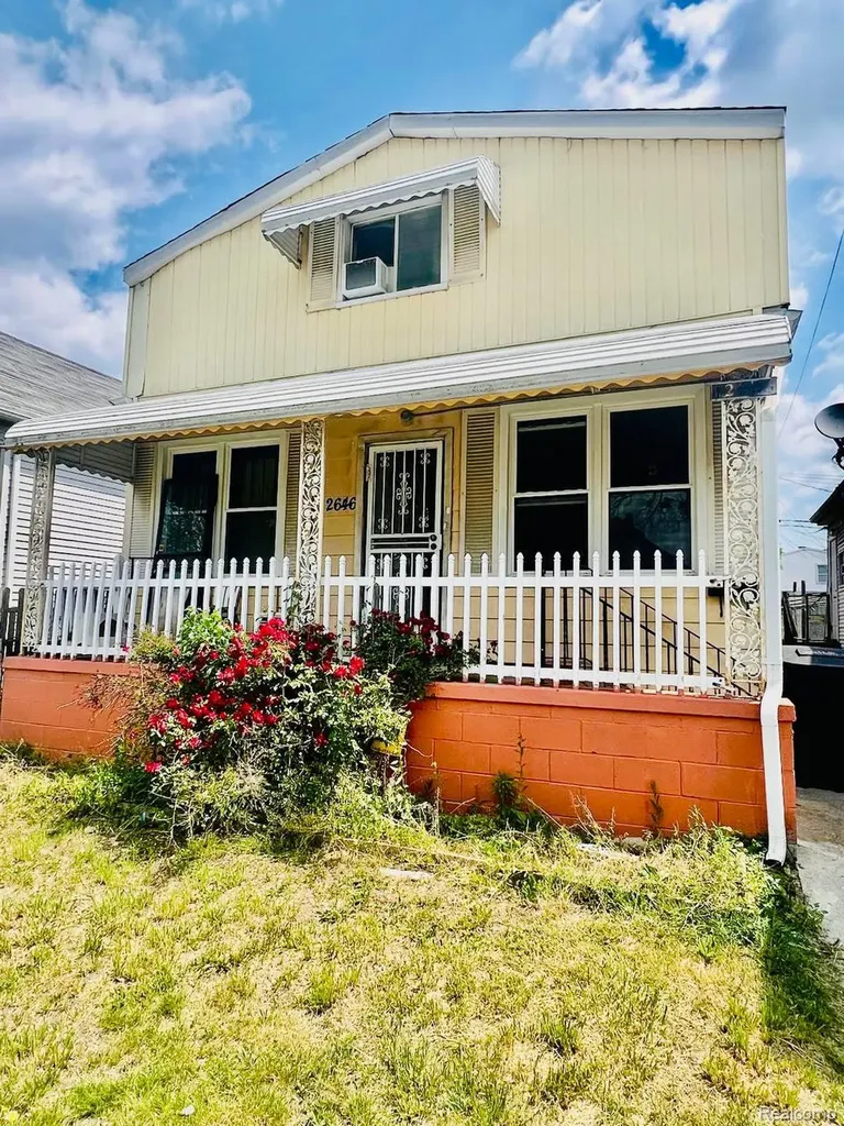 12646 Mcdougall Street Detroit City MI 48212