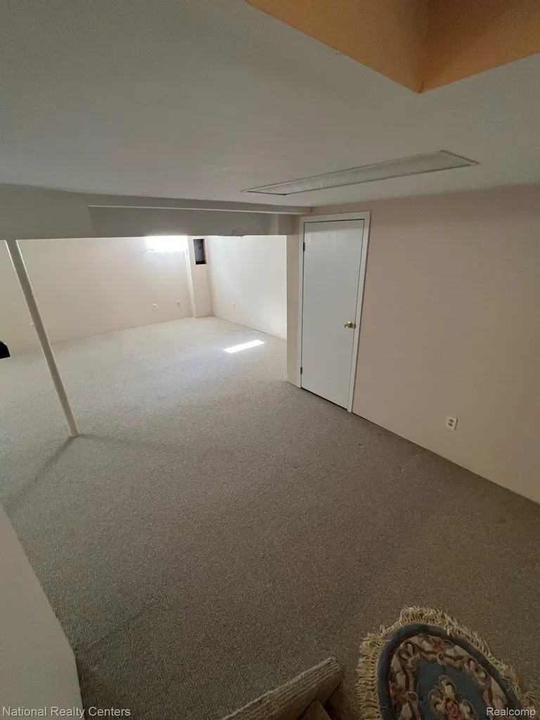992 Alpine Drive Brighton City MI 48116